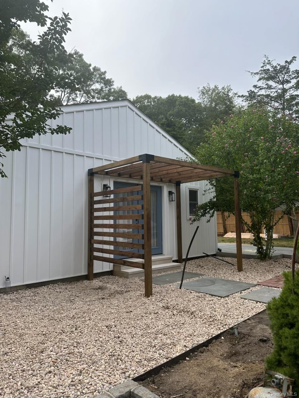 10 Chevy Chase Road, Hampton Bays, NY 11946