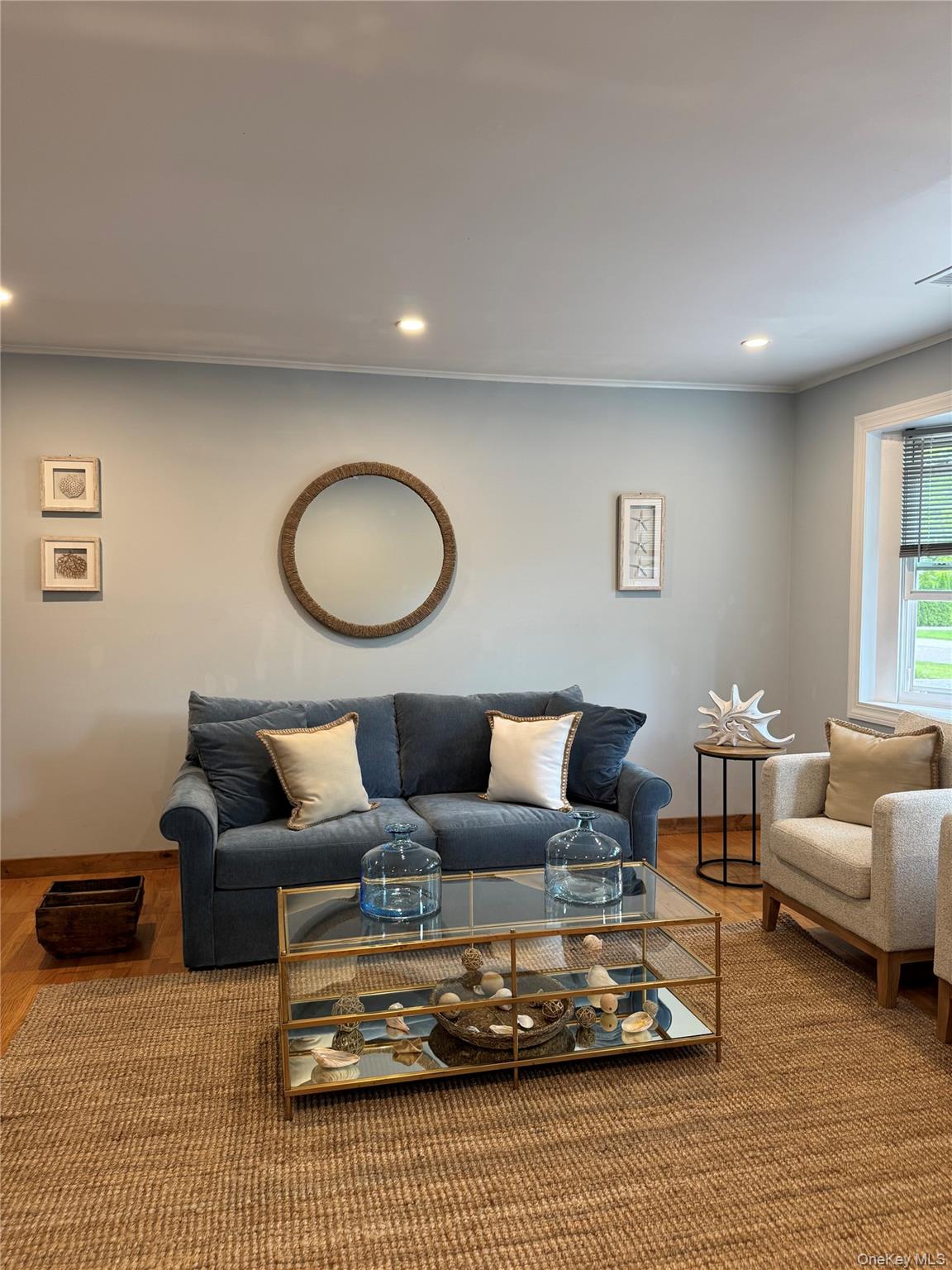 10 Chevy Chase Road, Hampton Bays, NY 11946