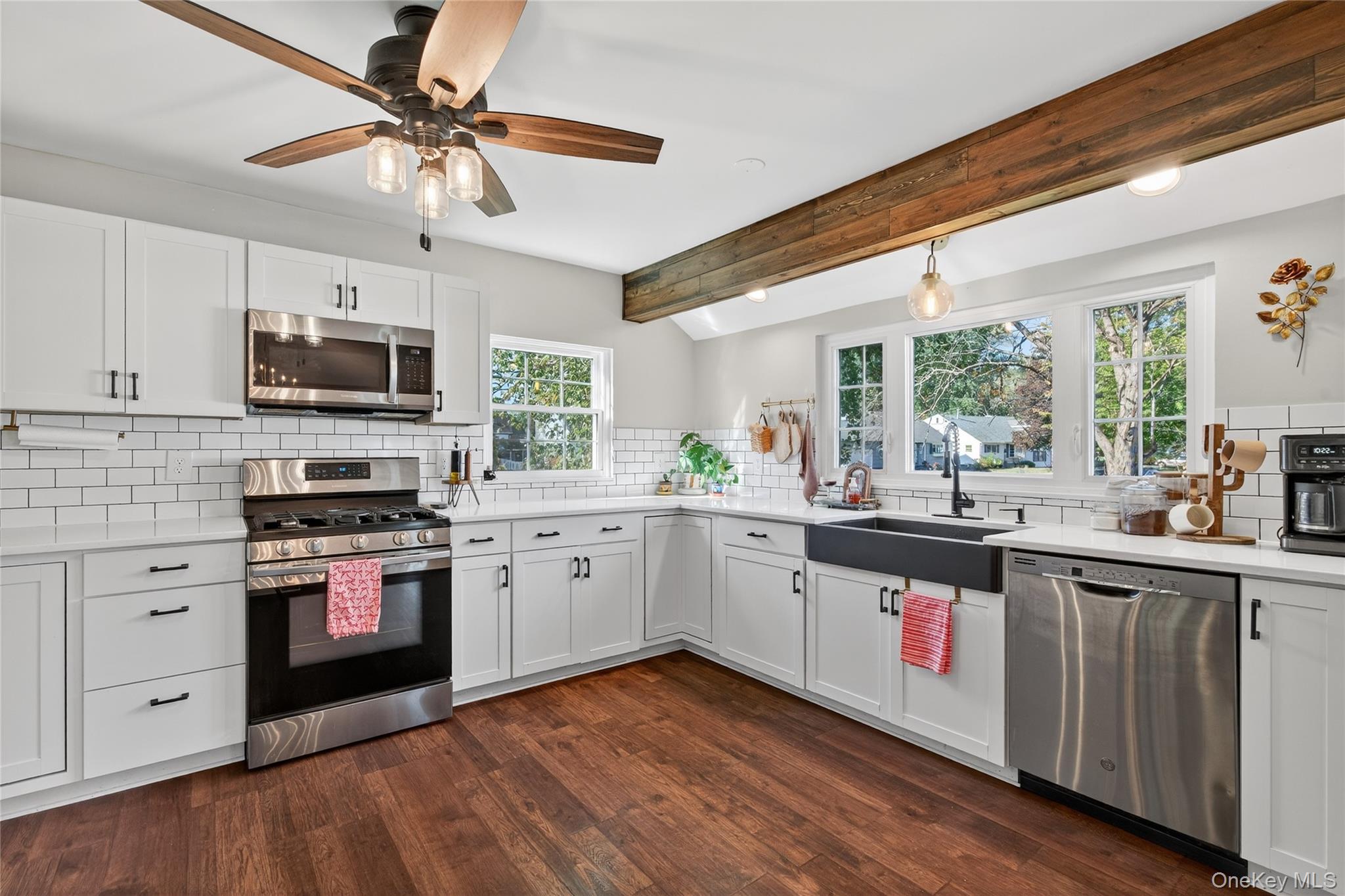 2 Edgewood Drive, Saugerties, NY 12477