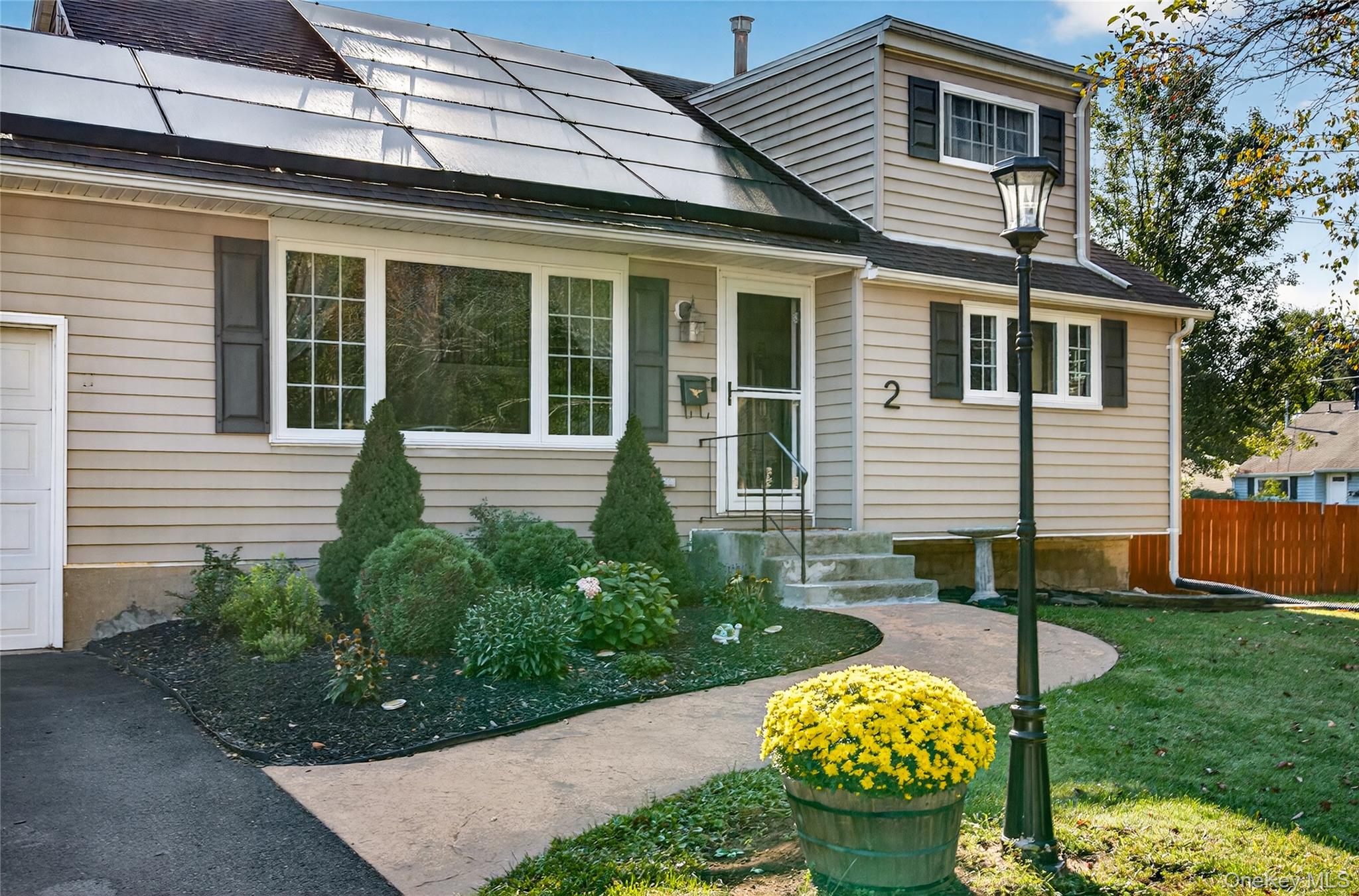 2 Edgewood Drive, Saugerties, NY 12477