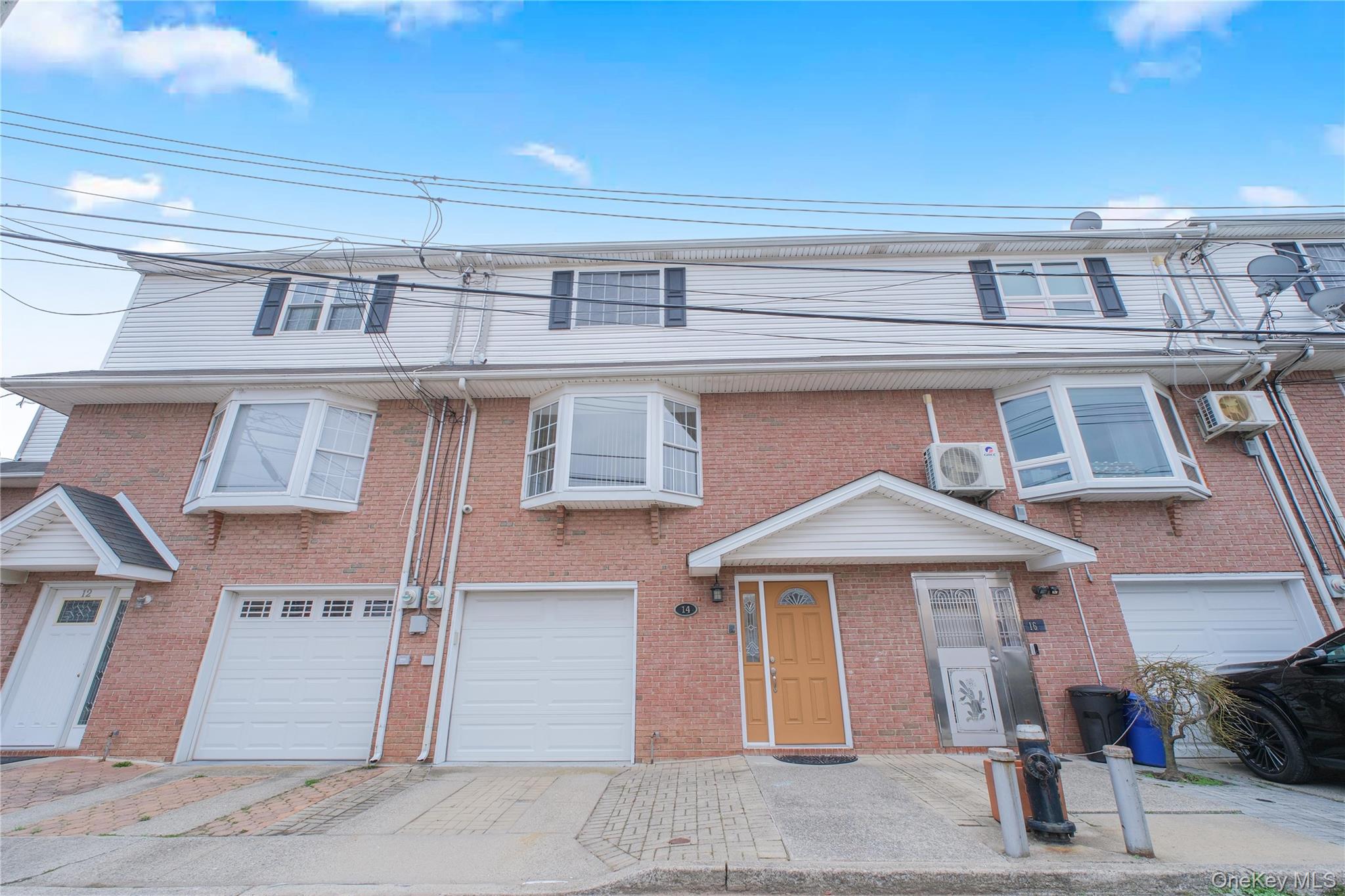 14 Ragazzi Ln, Staten Island, NY 10305