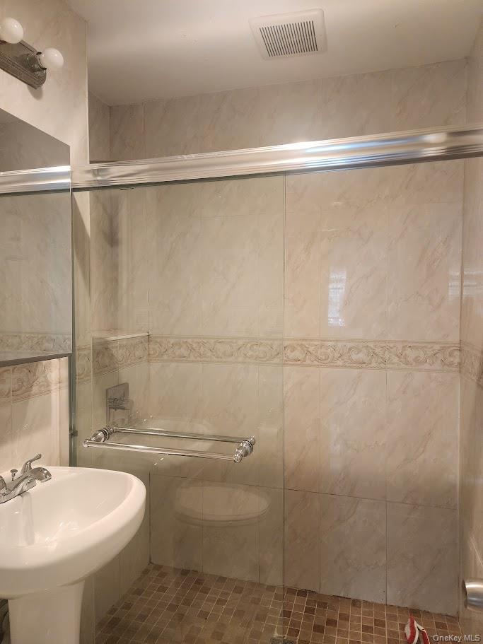 11006 Colonial Avenue, Forest Hills, NY 11375