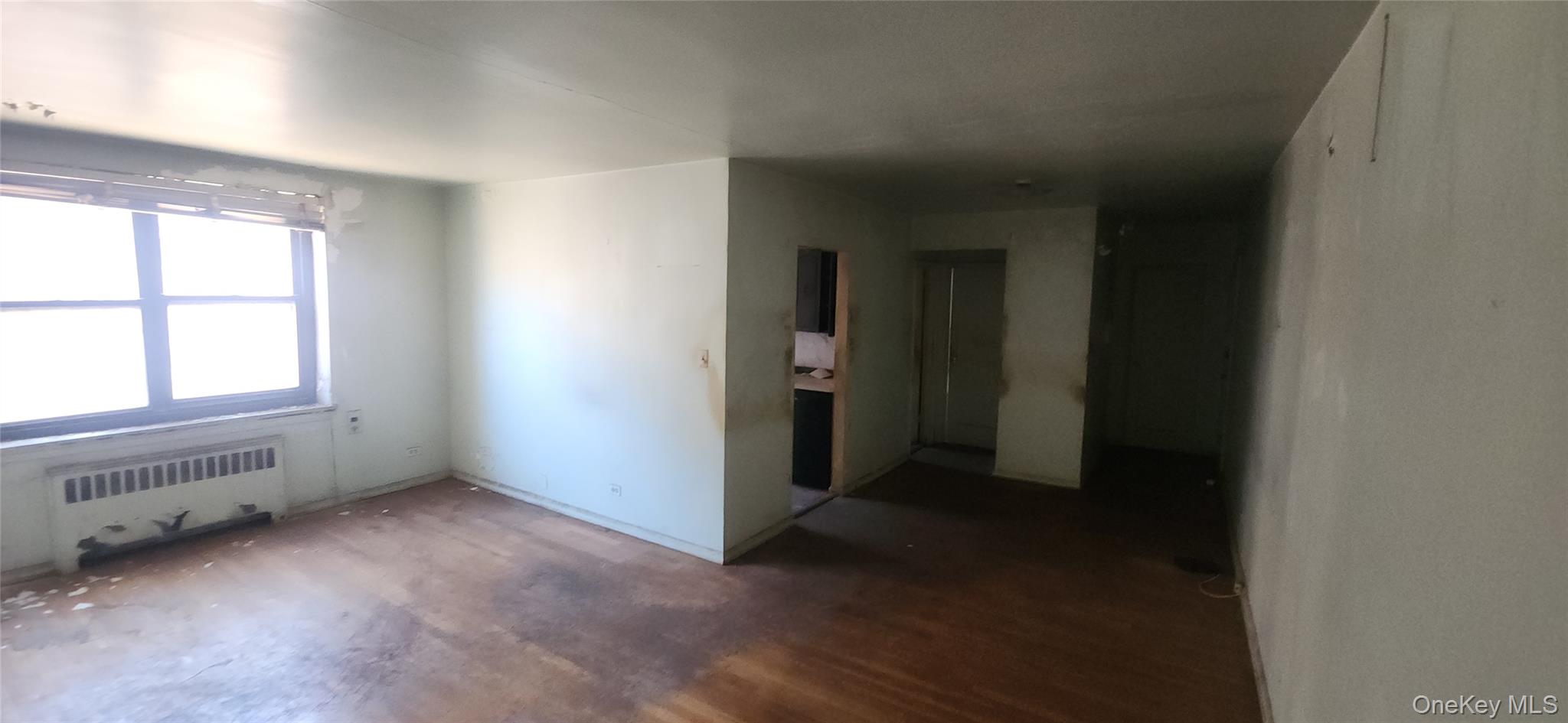 90-08 32 Avenue # 108, East Elmhurst, NY 11369