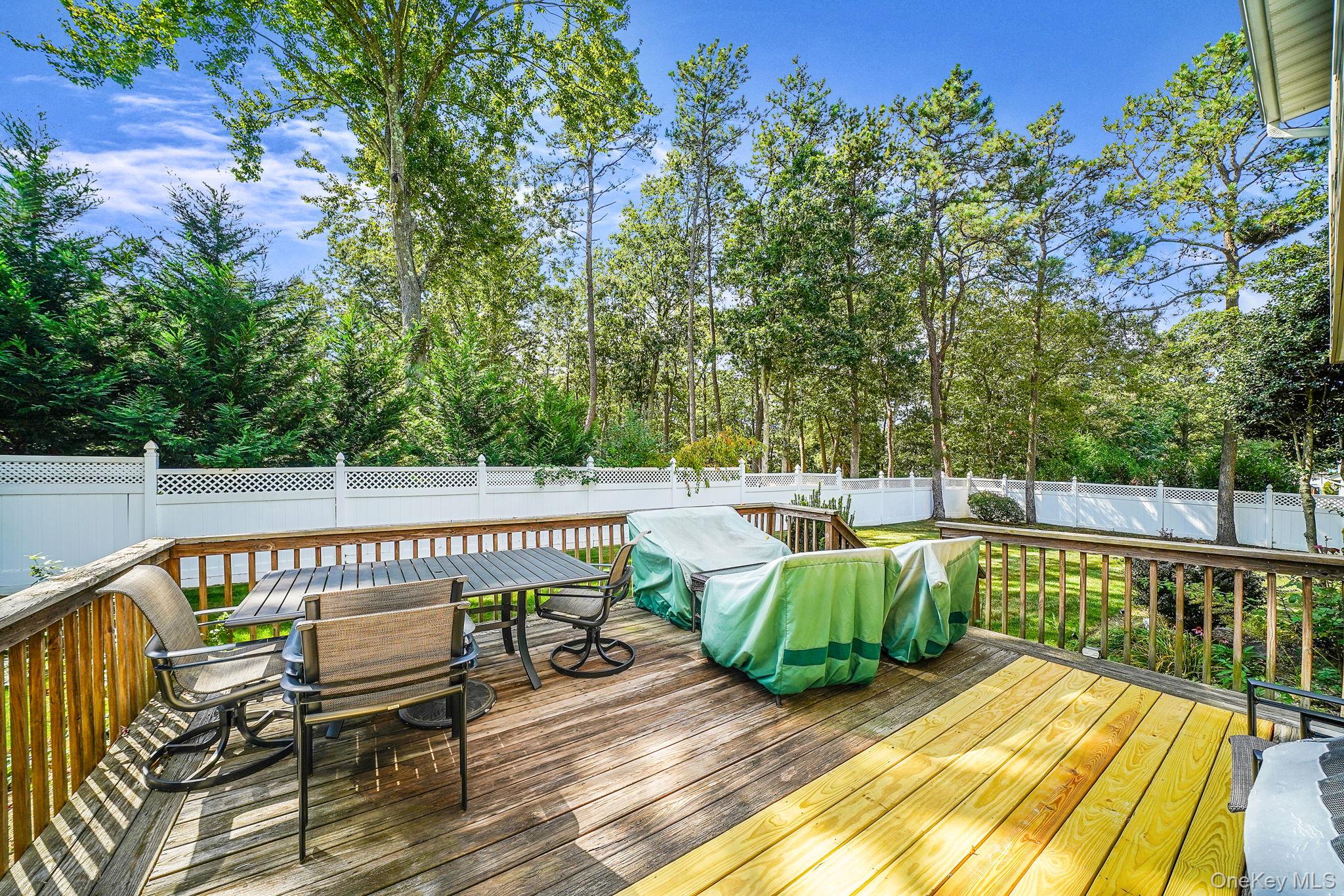 18 Doane Avenue, Port Jefferson Station, NY 11776