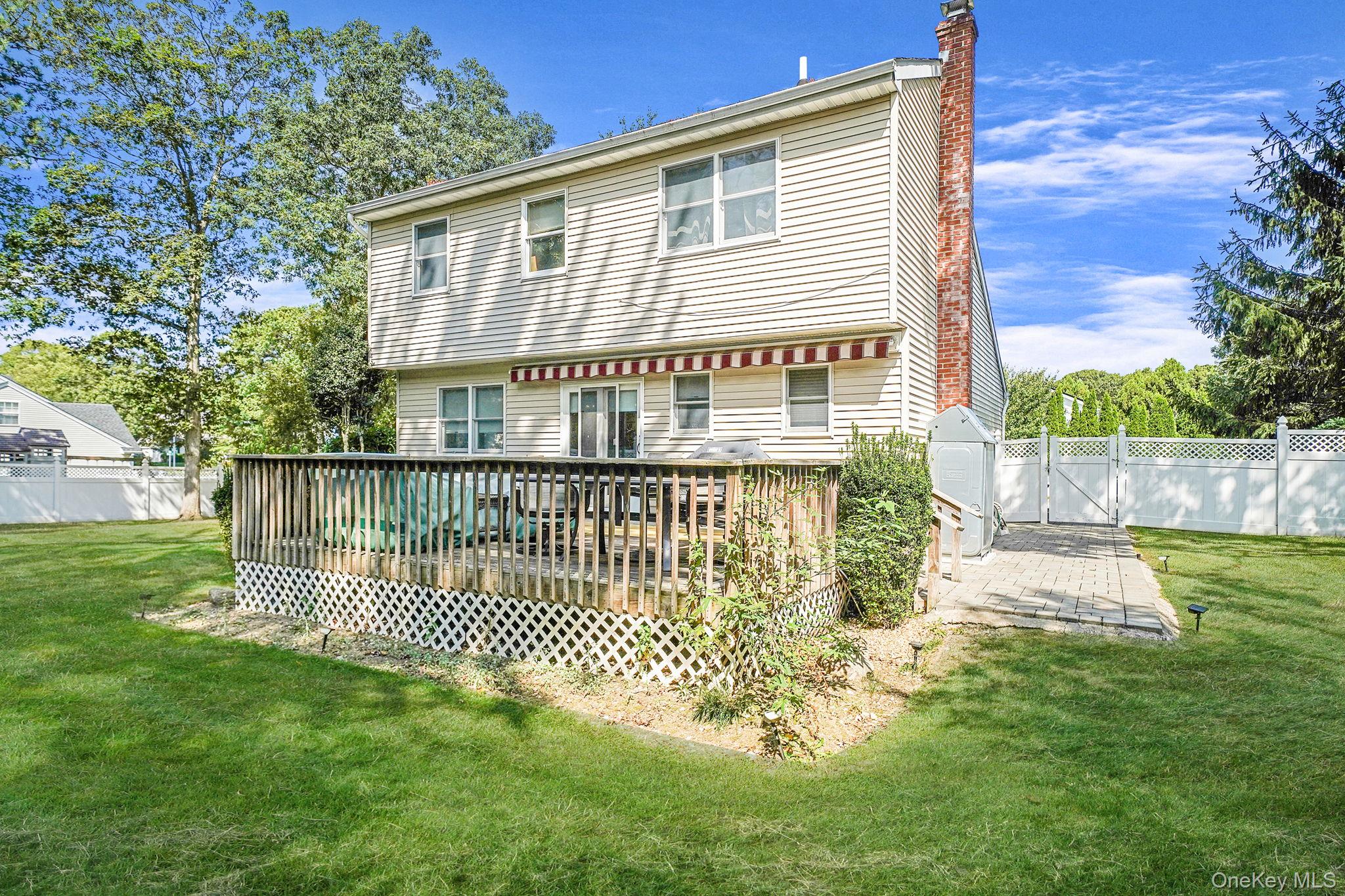 18 Doane Avenue, Port Jefferson Station, NY 11776