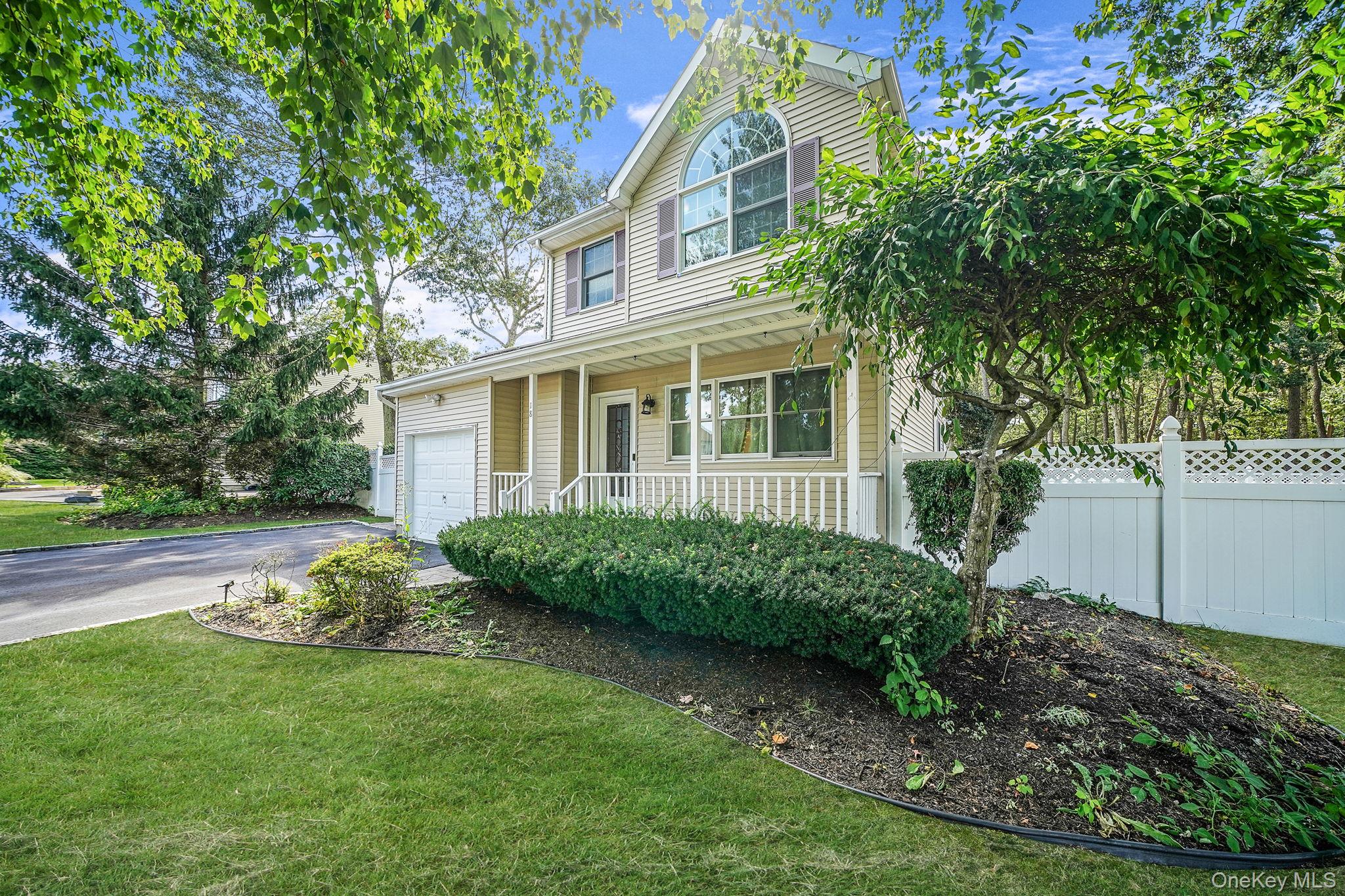 18 Doane Avenue, Port Jefferson Station, NY 11776