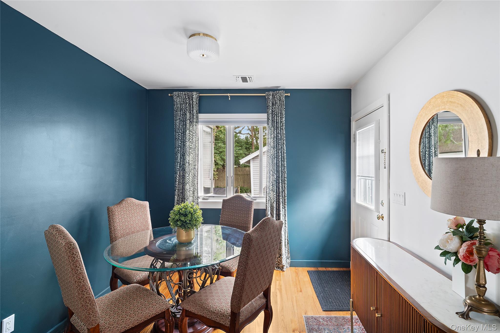 35 Vondran Street, Huntington Station, NY 11746