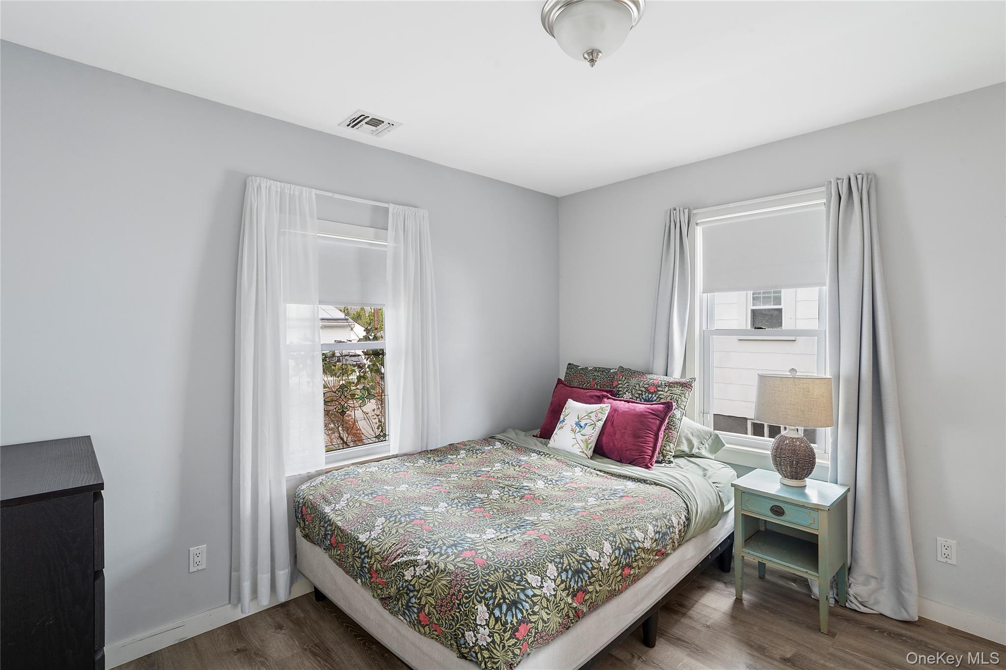 35 Vondran Street, Huntington Station, NY 11746