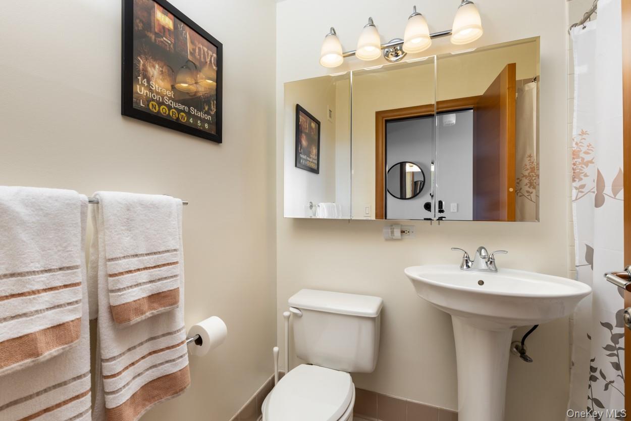 4-74 48th Avenue # 25A, Long Island City, NY 11109