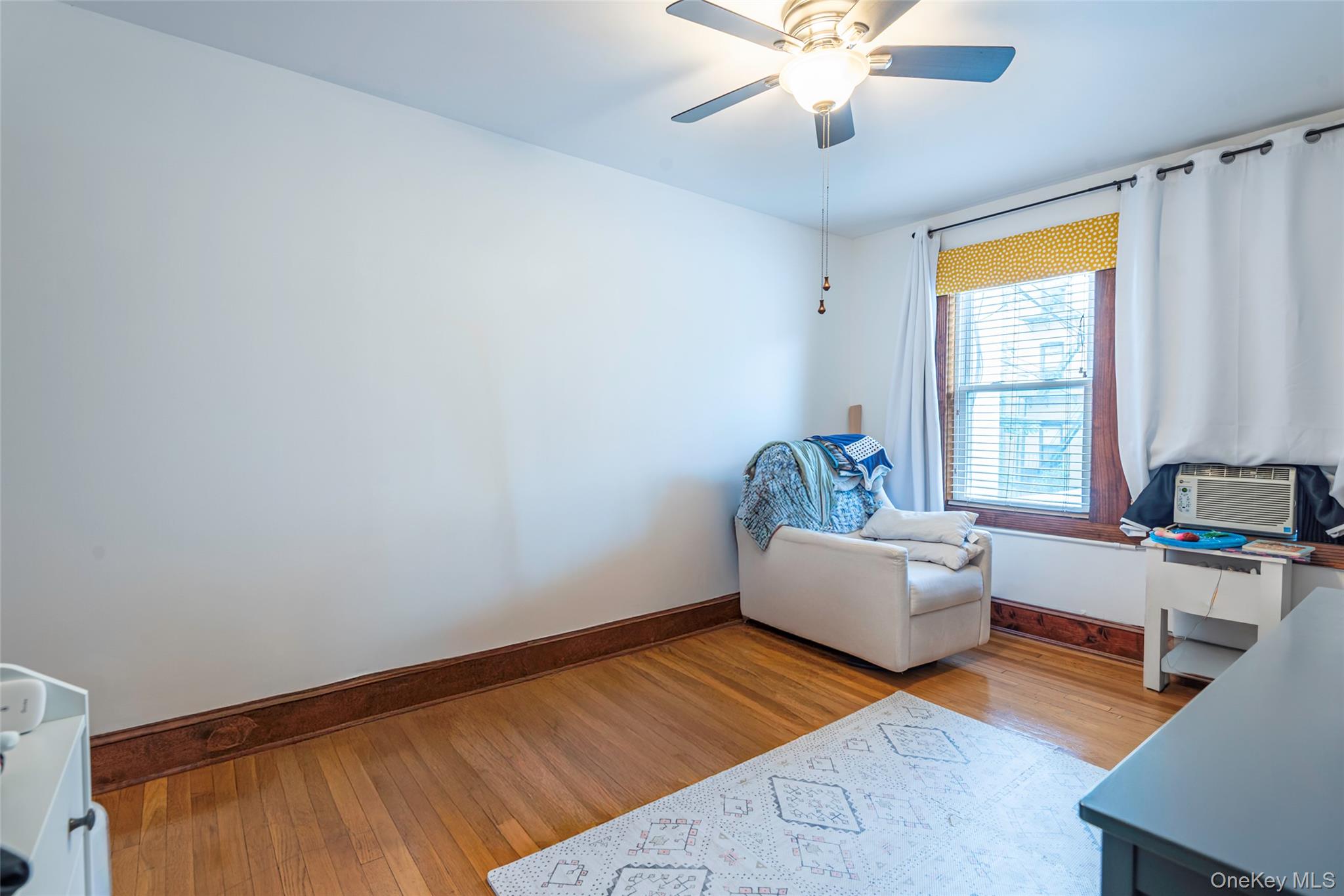 3361 29th Street, Astoria, NY 11106