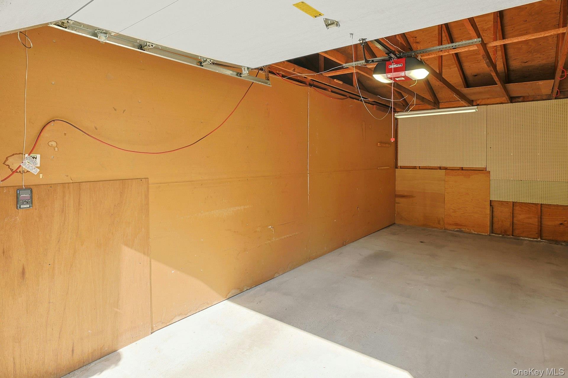 204 Holly Stream Court, Brewster, NY 10509