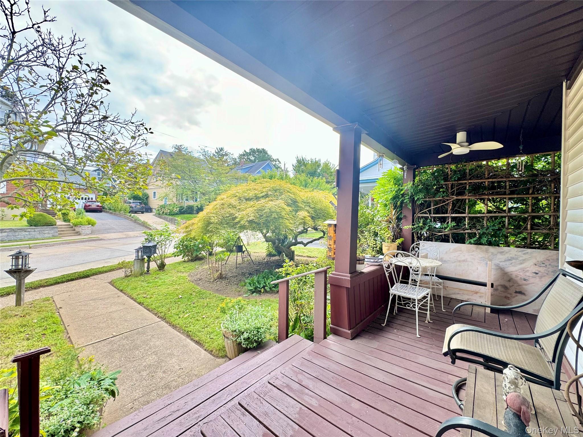 32 Herbert Avenue, Port Washington, NY 11050