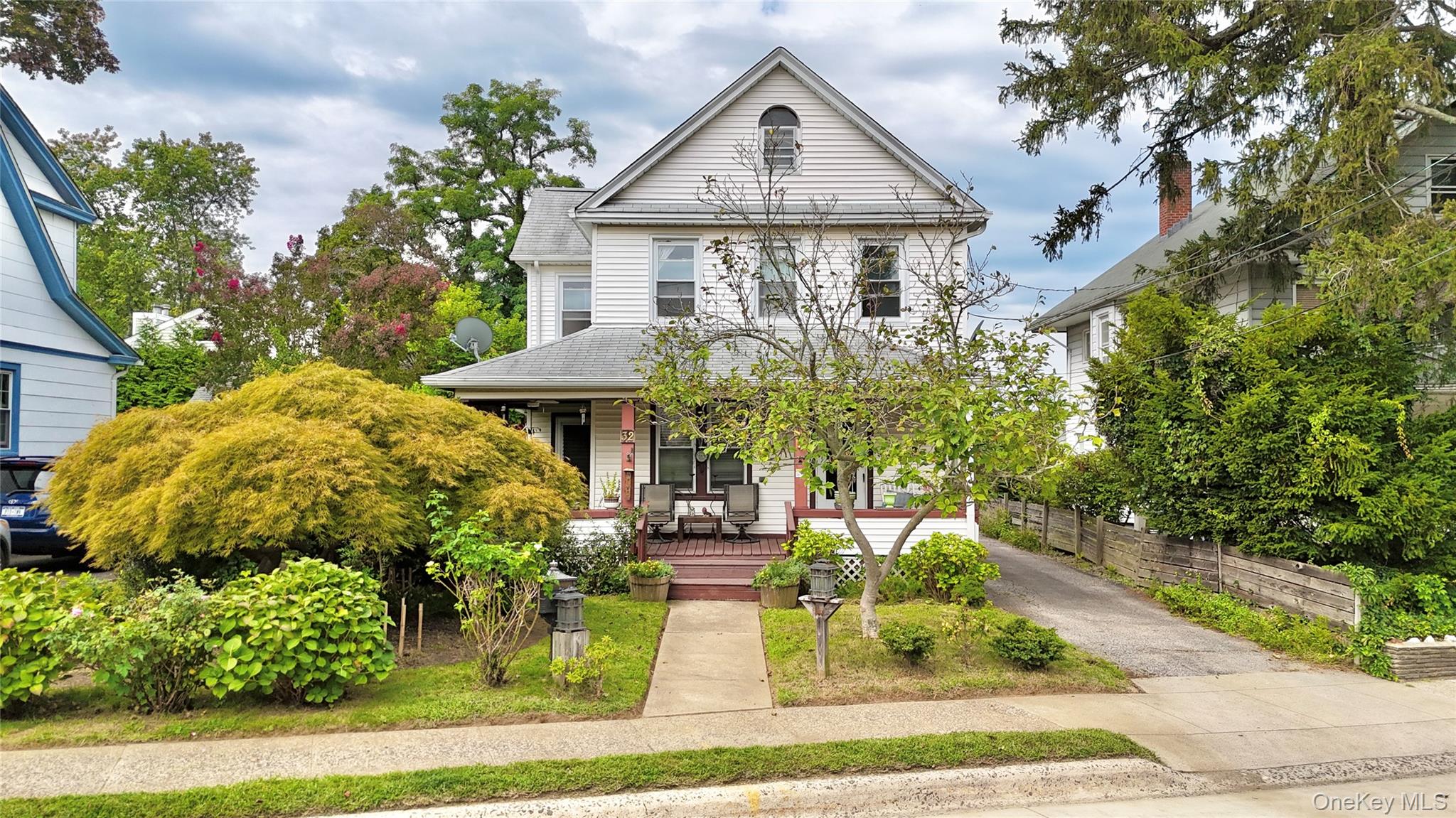 32 Herbert Avenue, Port Washington, NY 11050