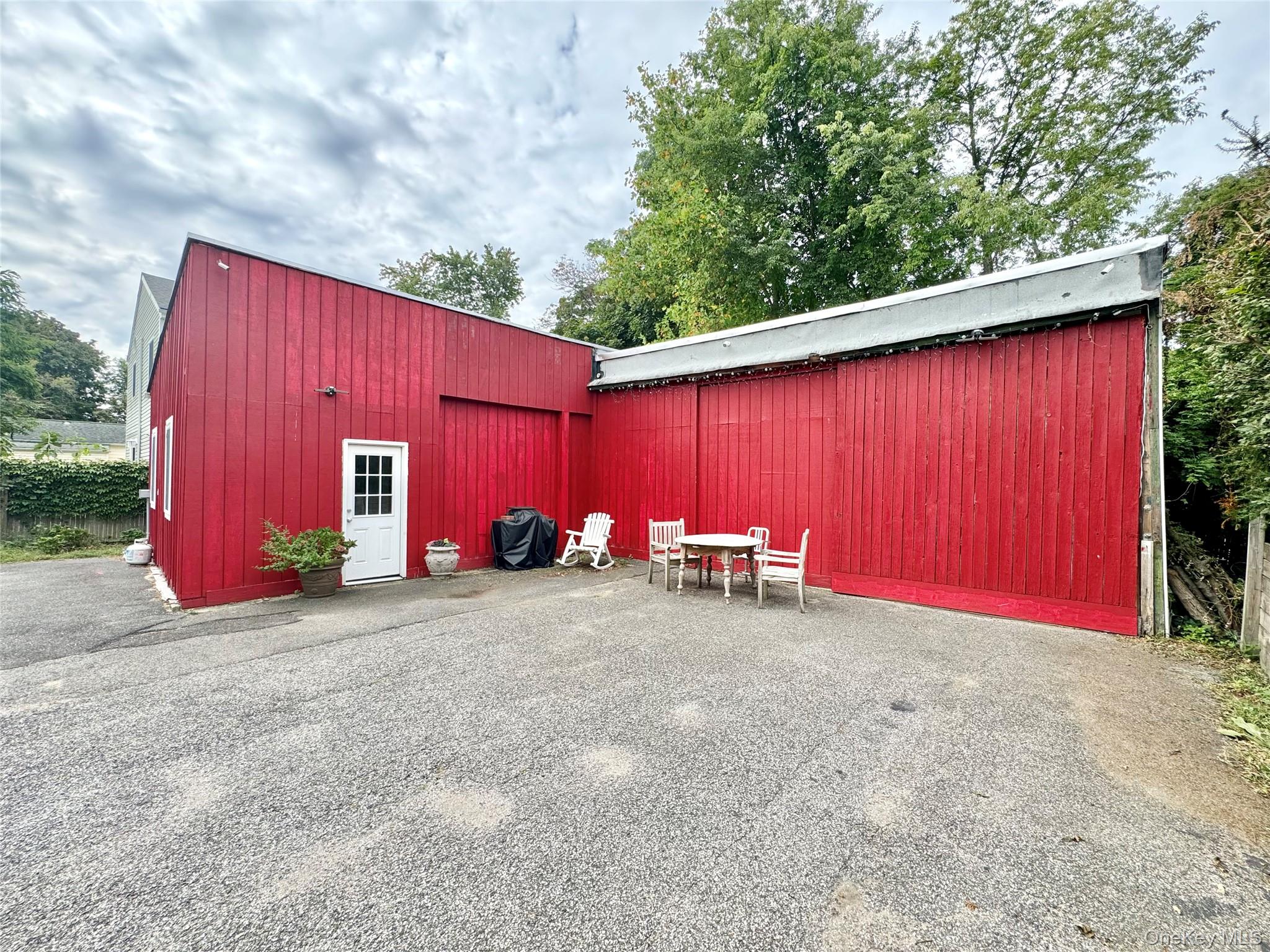 32 Herbert Avenue, Port Washington, NY 11050