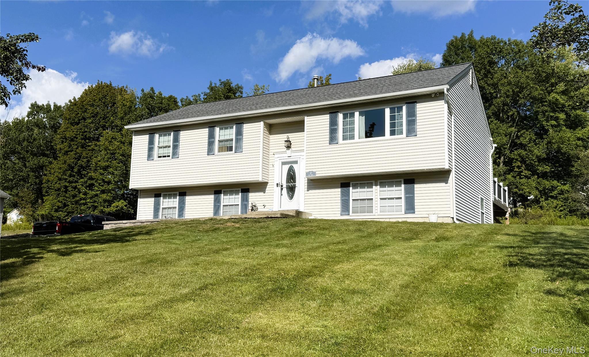 12 Yale Drive, Highland Mills, NY 10930