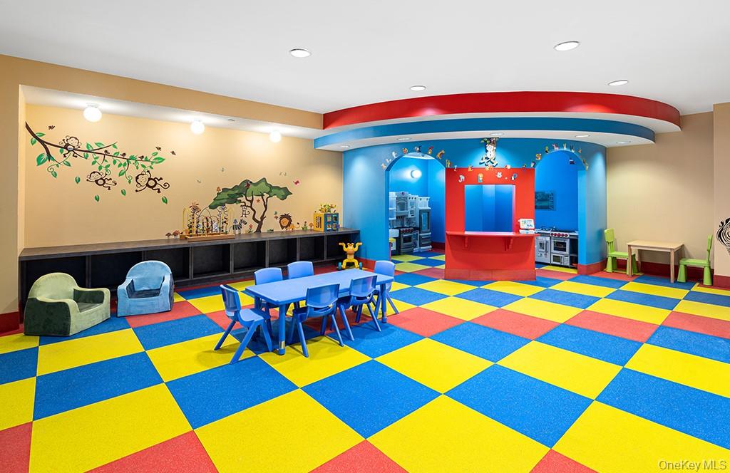 10 City Place # 16D, White Plains, NY 10601