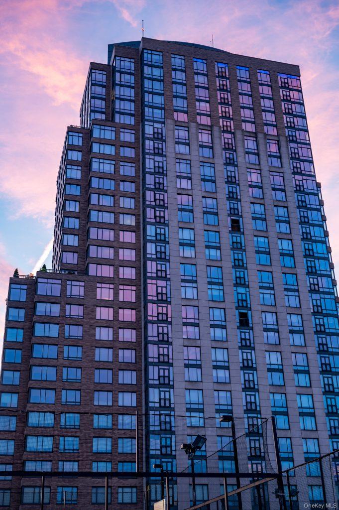 10 City Place # 16D, White Plains, NY 10601