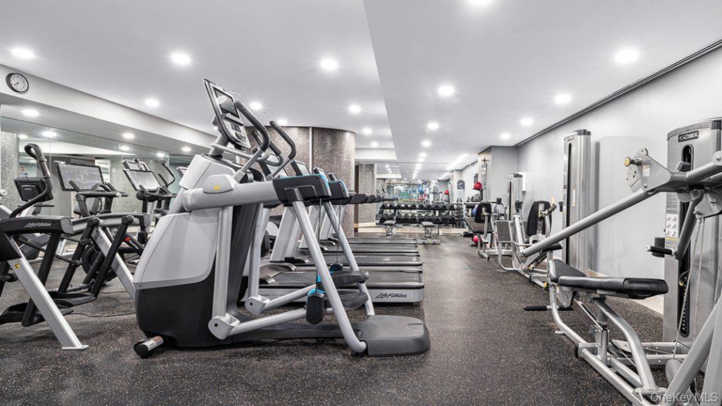 10 City Place # 16D, White Plains, NY 10601