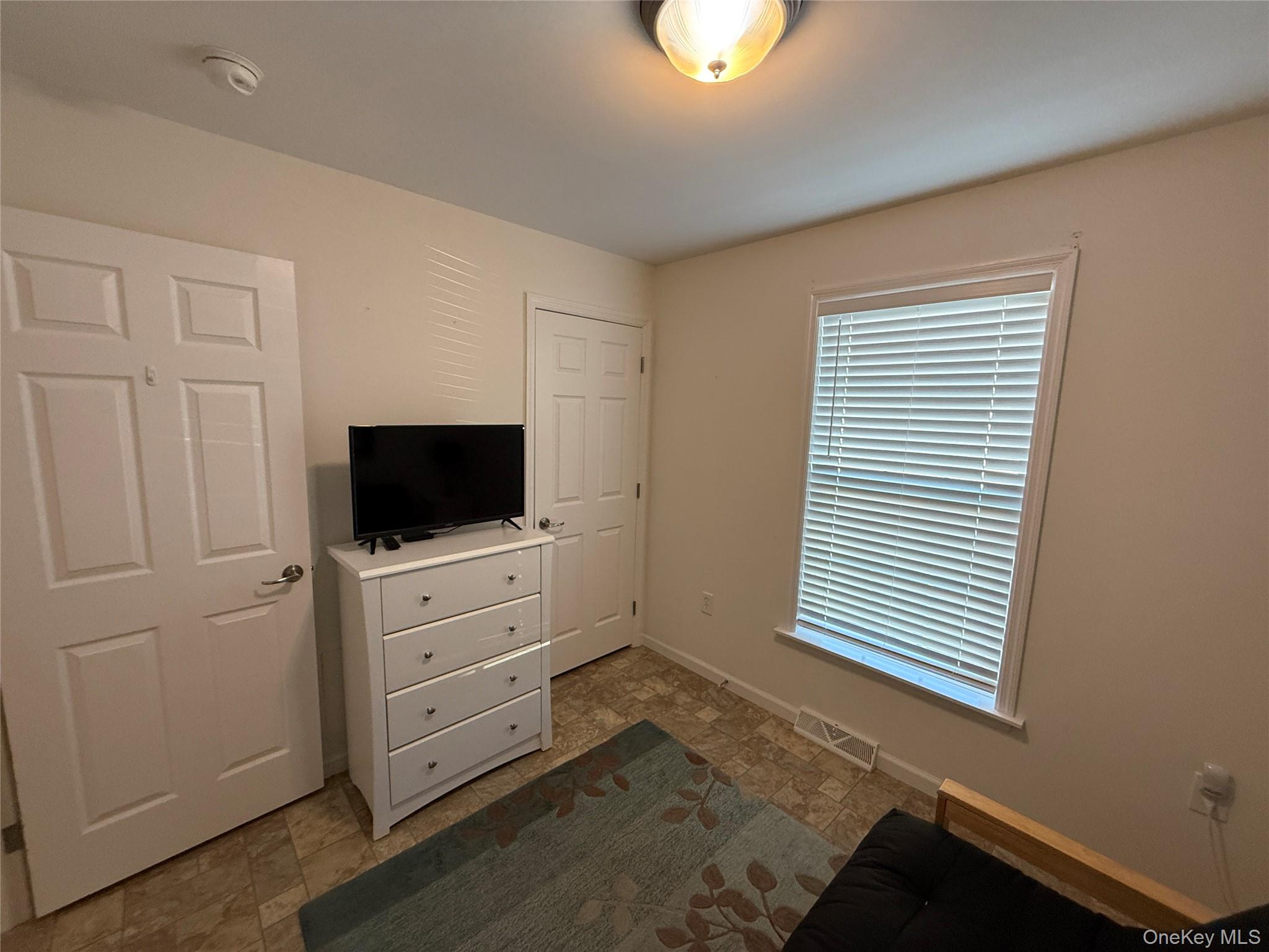 223 Brittany Terrace # 223, Rock Tavern, NY 12575