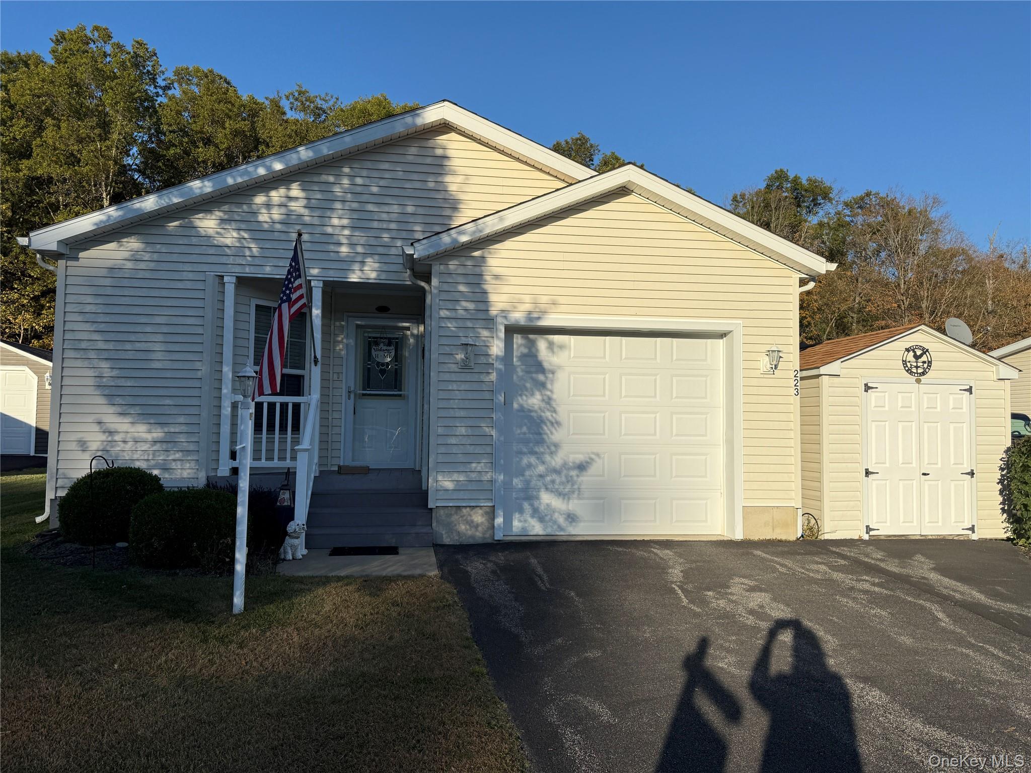 223 Brittany Terrace # 223, Rock Tavern, NY 12575