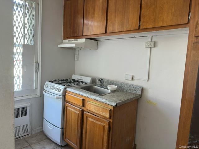 1332 Metropolitan Avenue # 6A, Bronx, NY 10462