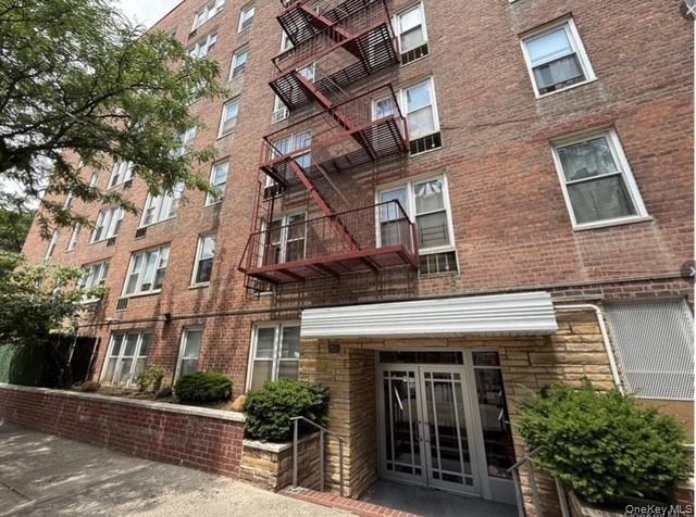 1332 Metropolitan Avenue # 6A, Bronx, NY 10462
