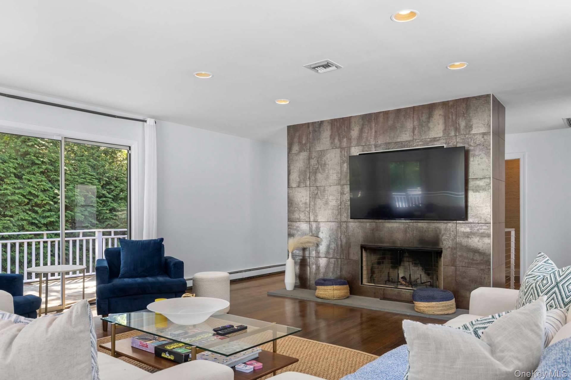 65 Edwards Hole Road, East Hampton, NY 11937