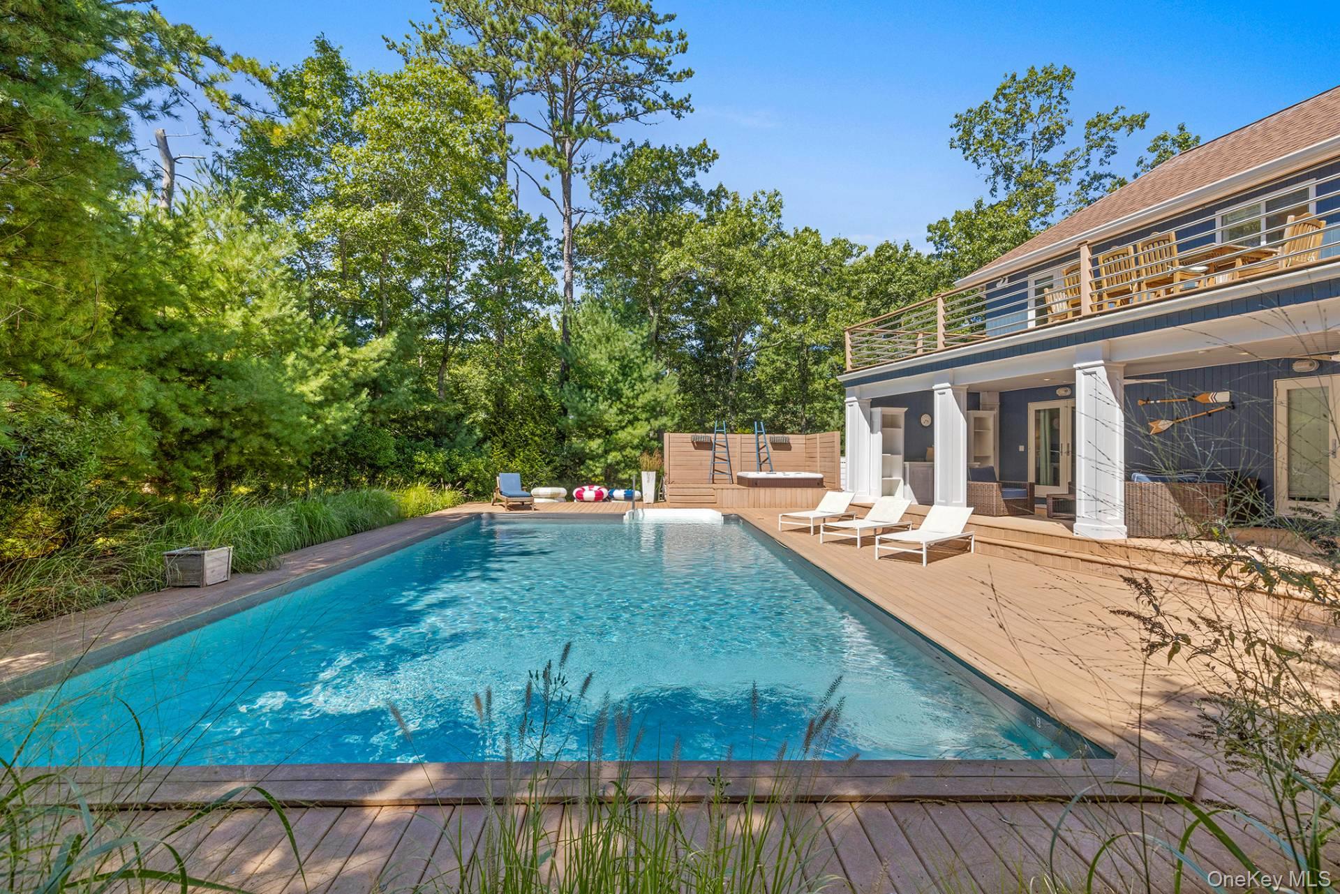 65 Edwards Hole Road, East Hampton, NY 11937