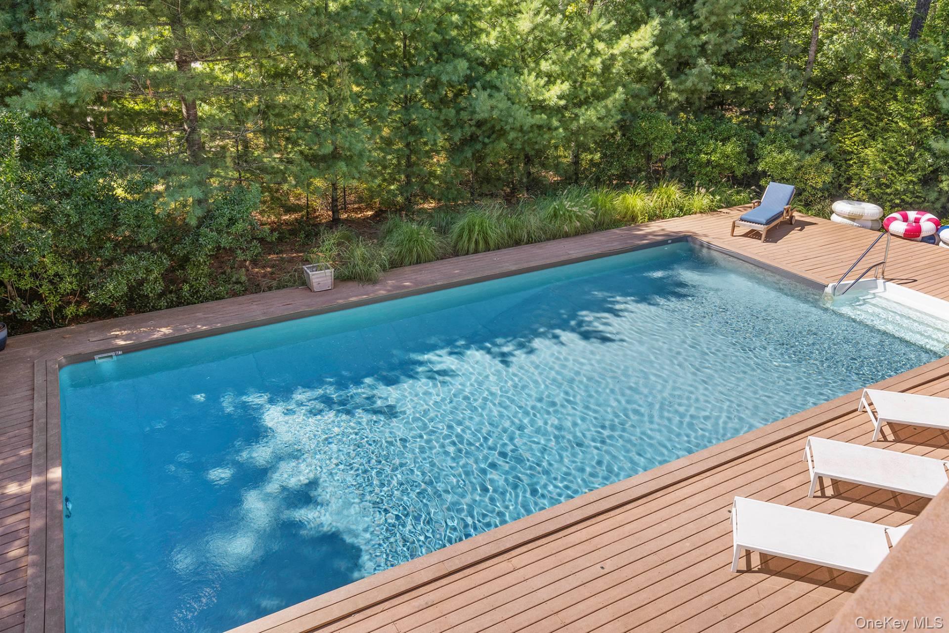 65 Edwards Hole Road, East Hampton, NY 11937