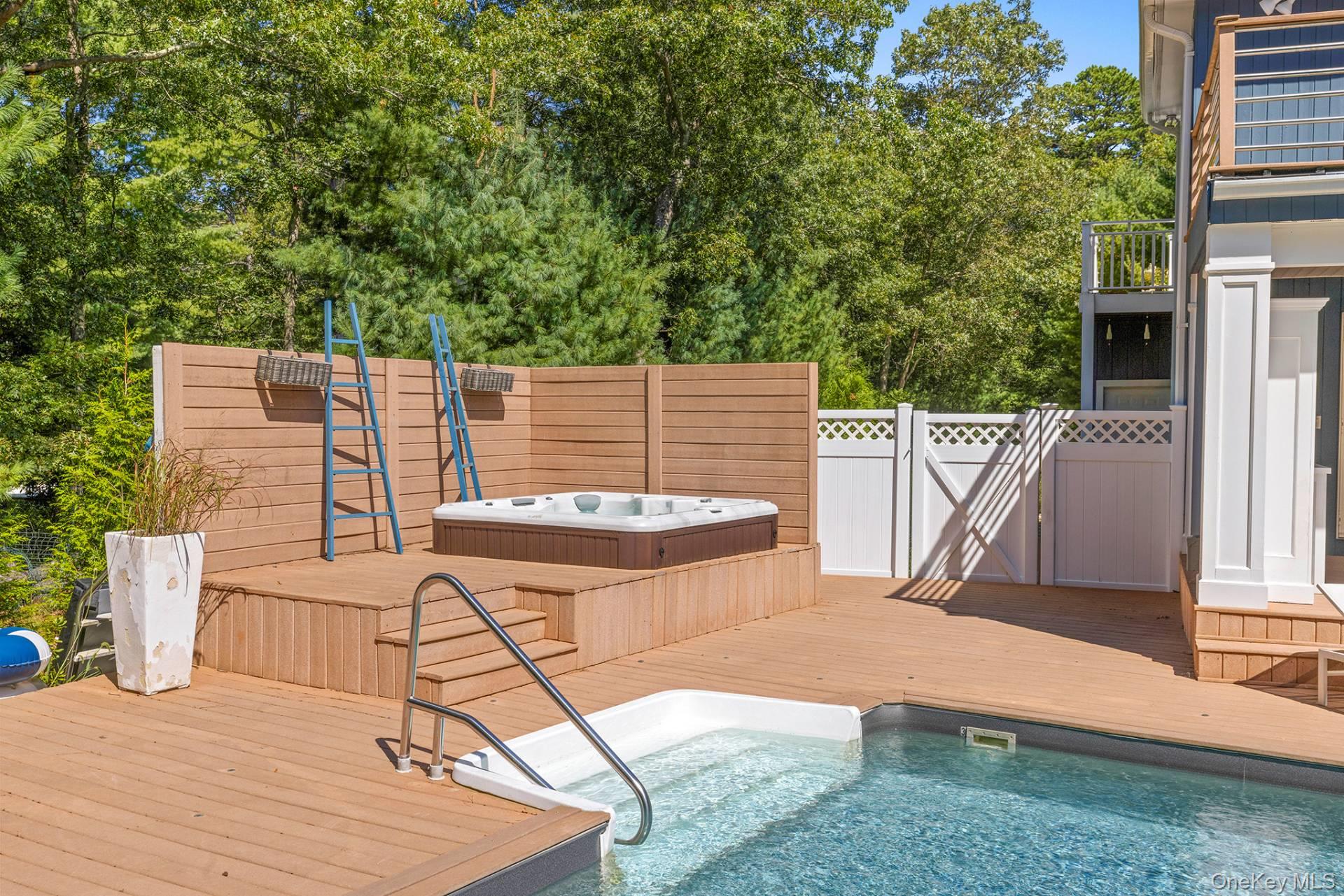 65 Edwards Hole Road, East Hampton, NY 11937