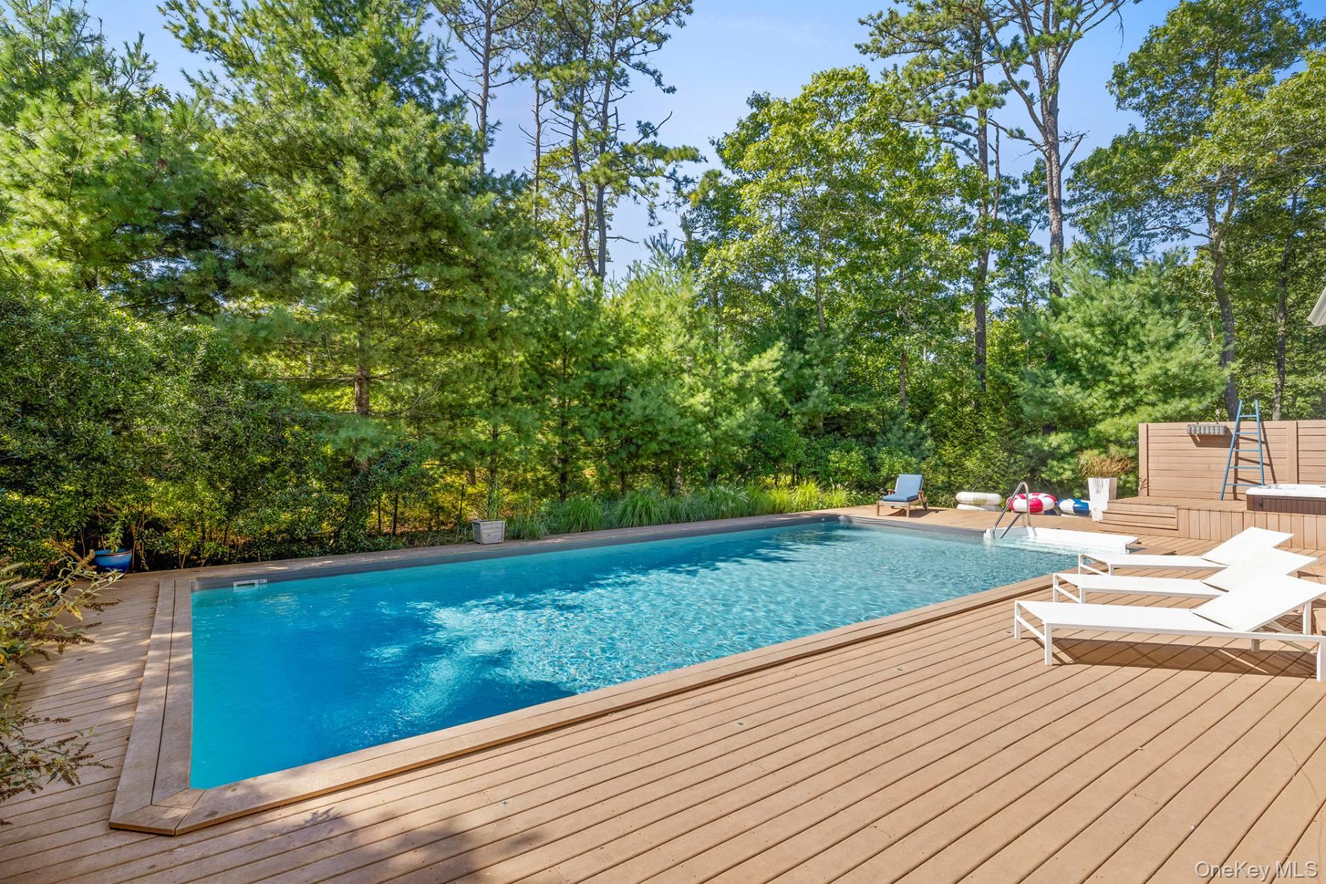 65 Edwards Hole Road, East Hampton, NY 11937