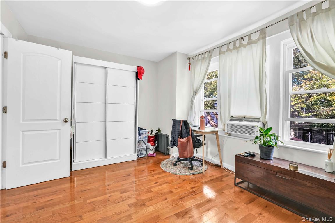 102-16 85th Drive, Richmond Hill, NY 11418