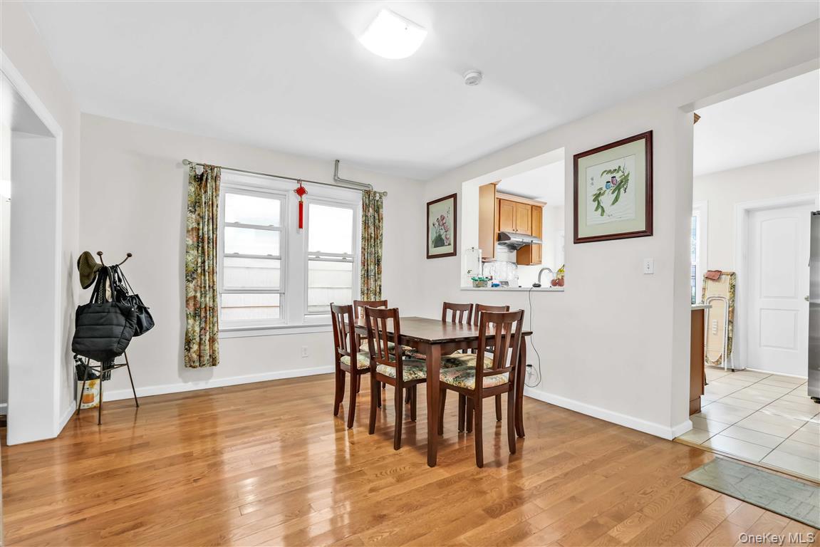 102-16 85th Drive, Richmond Hill, NY 11418