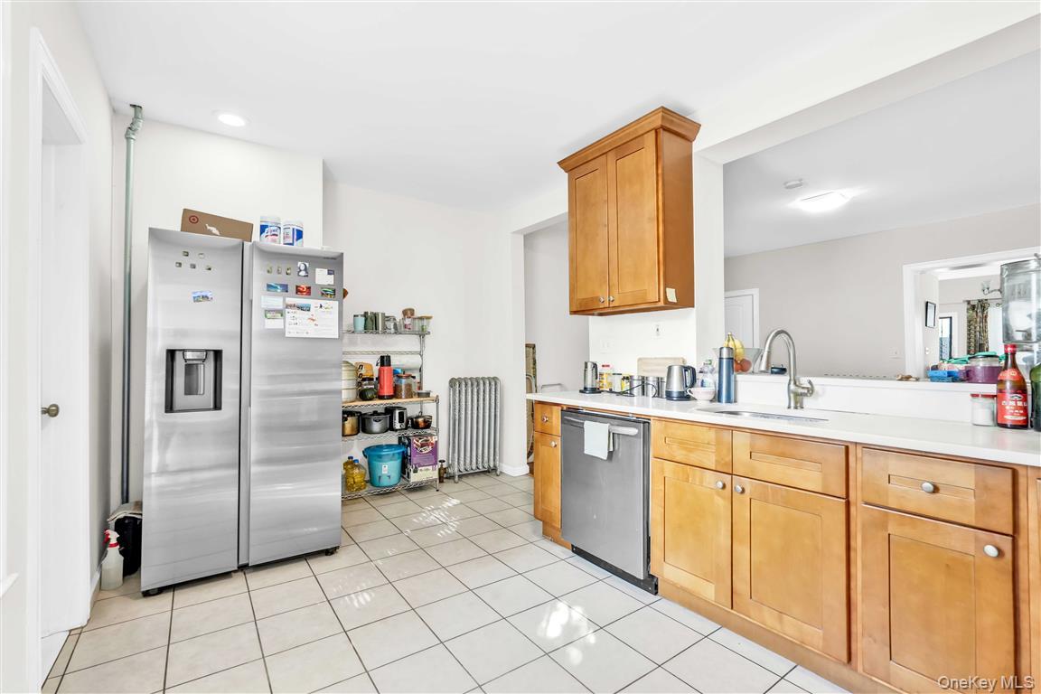 102-16 85th Drive, Richmond Hill, NY 11418