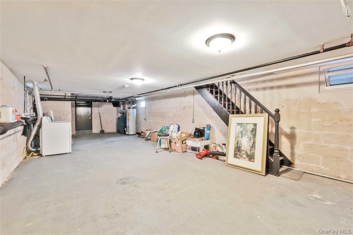 102-16 85th Drive, Richmond Hill, NY 11418