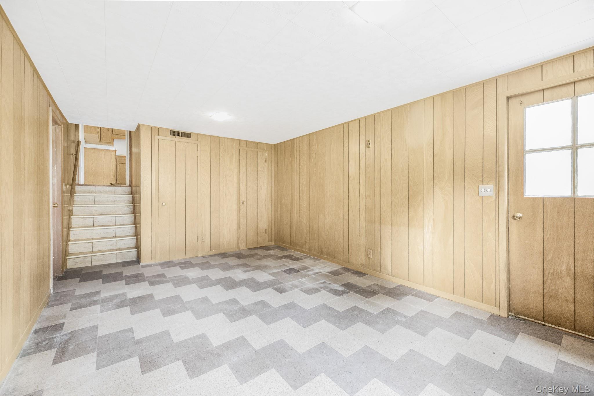 33 Eisenhower Drive, Yonkers, NY 10710