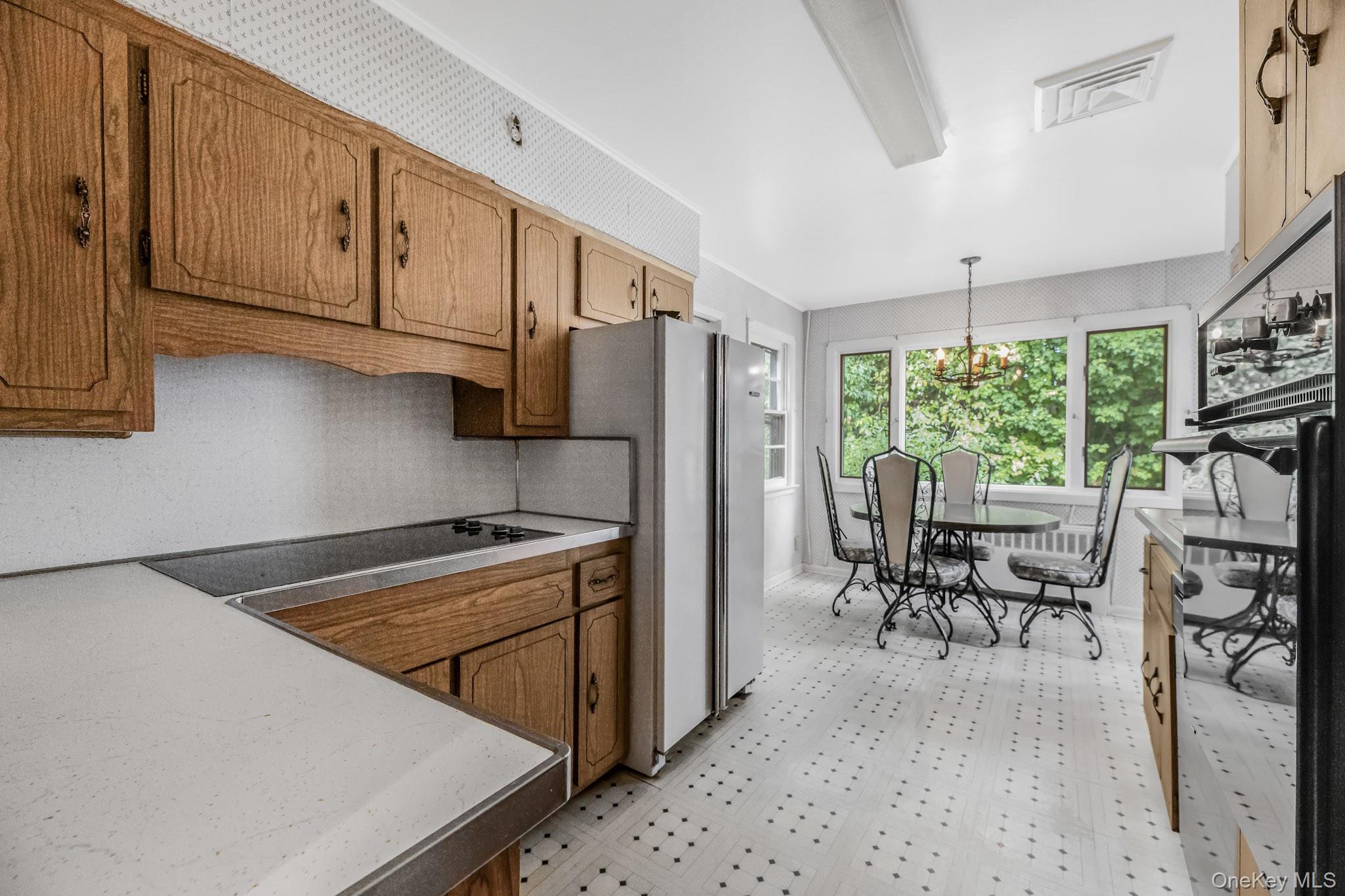 33 Eisenhower Drive, Yonkers, NY 10710