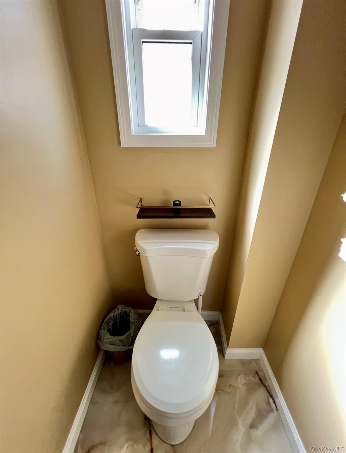 5 Lawrence Avenue, Lynbrook, NY 11563