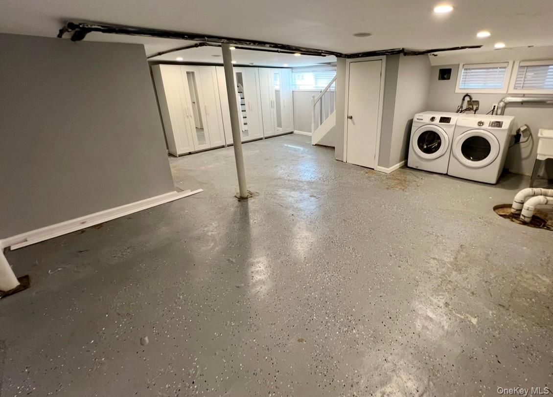 5 Lawrence Avenue, Lynbrook, NY 11563