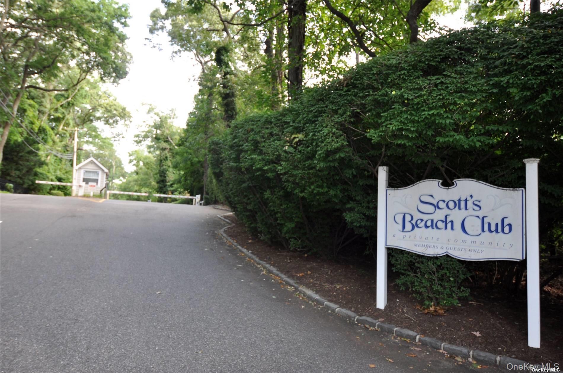 10 Winfield Drive, Sound Beach, NY 11789