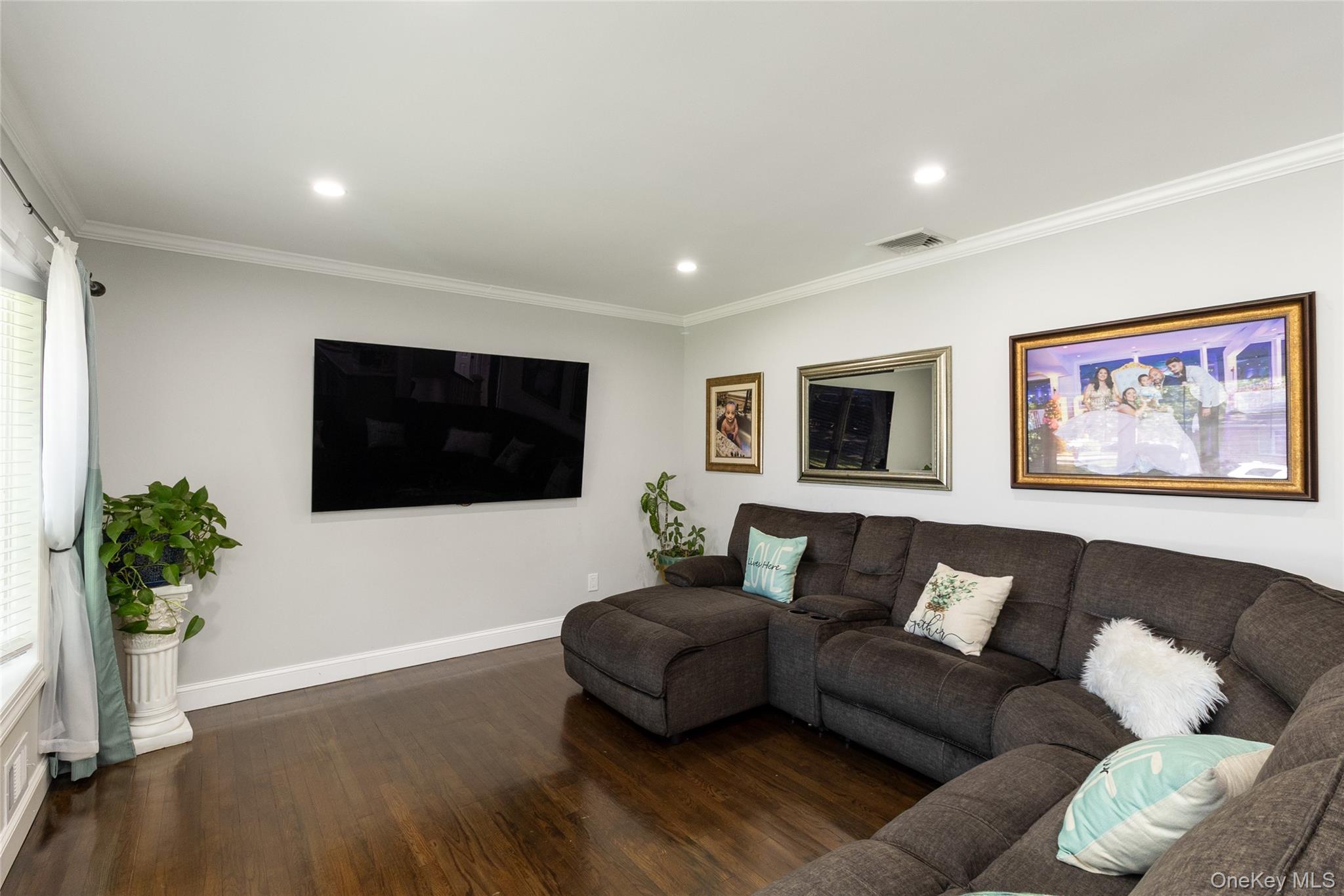 63 Hedgerow Lane, Commack, NY 11725