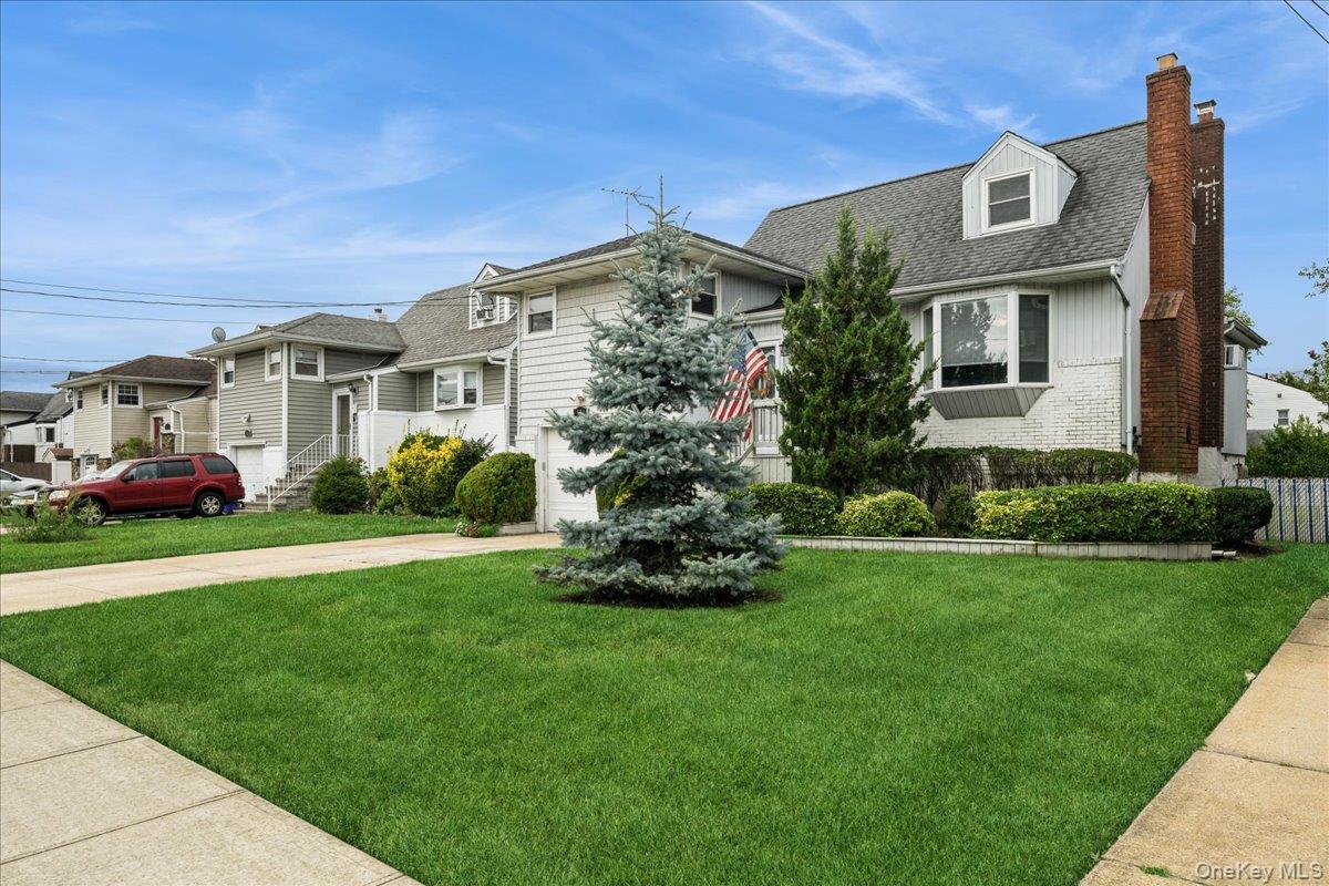 570 S Ocean Avenue, Freeport, NY 11520