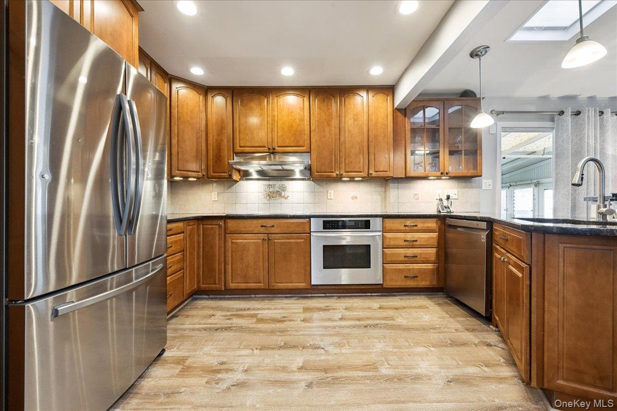 570 S Ocean Avenue, Freeport, NY 11520