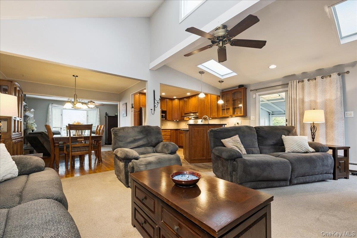 570 S Ocean Avenue, Freeport, NY 11520