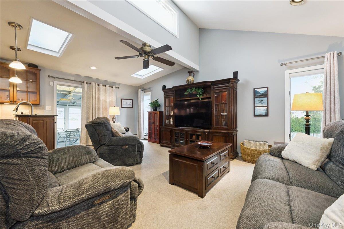 570 S Ocean Avenue, Freeport, NY 11520