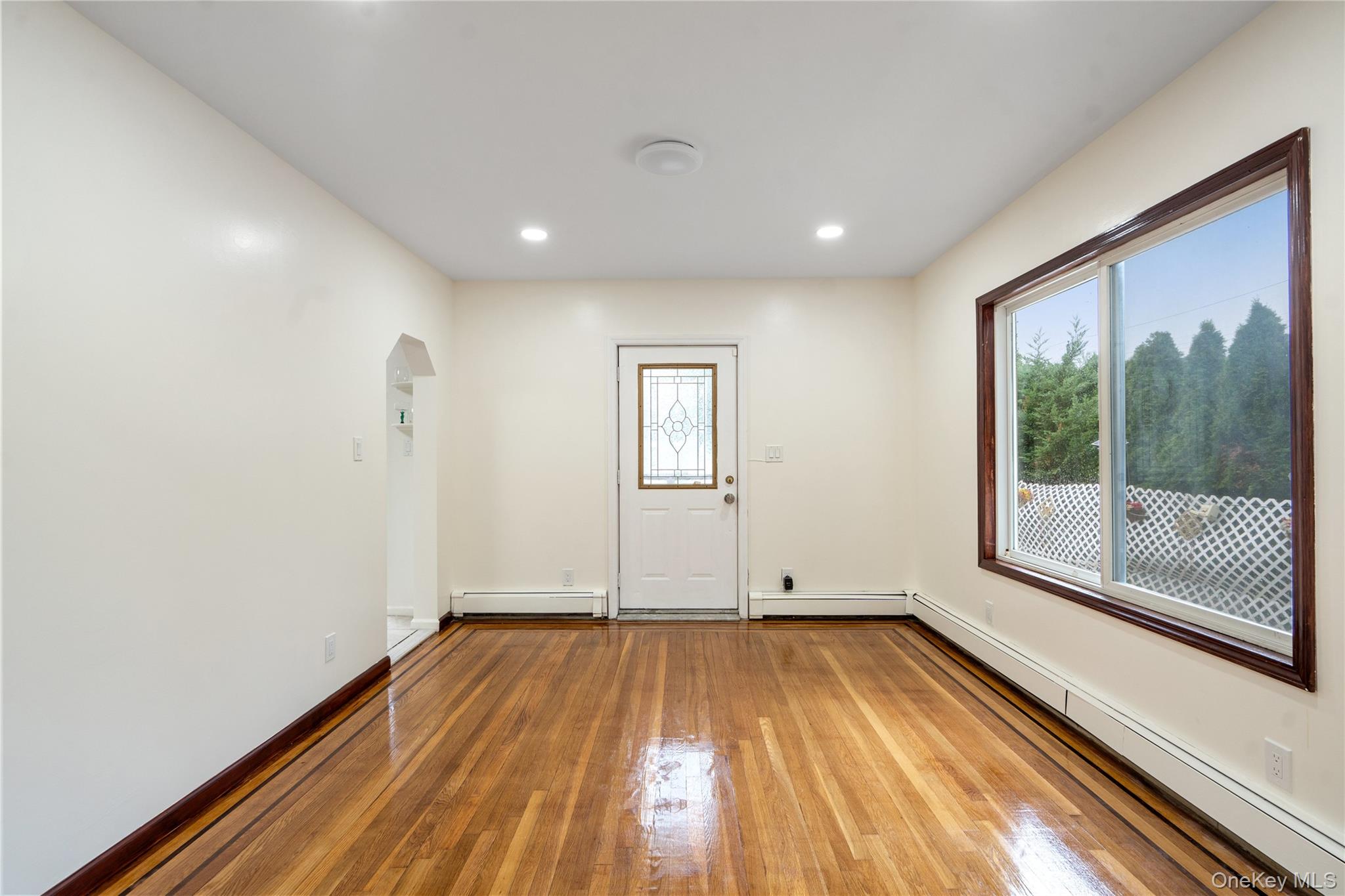 224 Bryant Avenue, Floral Park, NY 11001