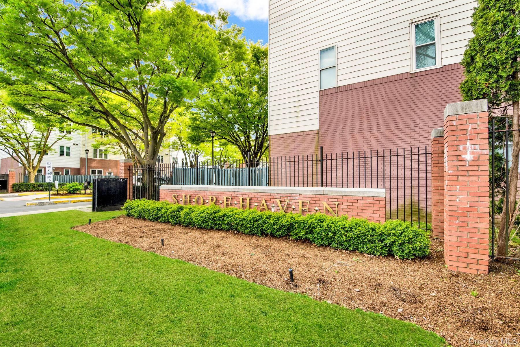 114 Beacon Lane, Bronx, NY 10473