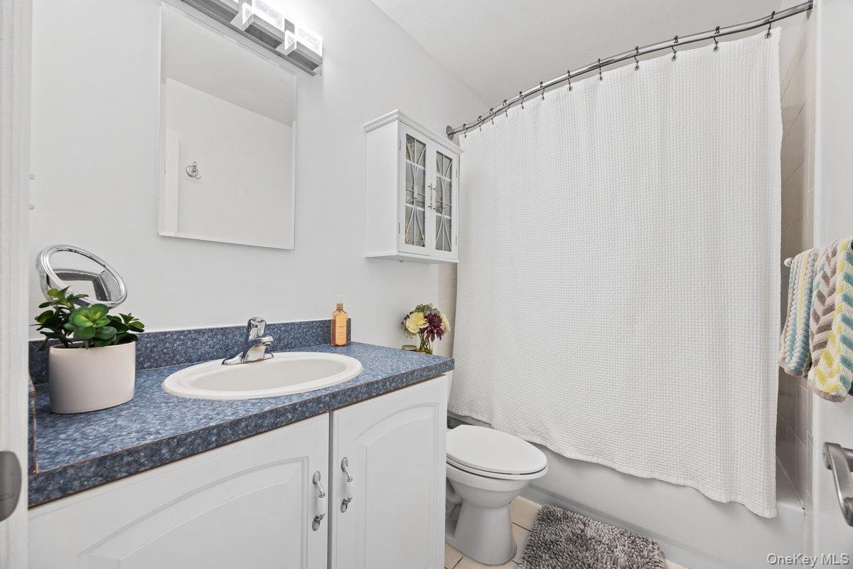 114 Beacon Lane # 74, Bronx, NY 10473