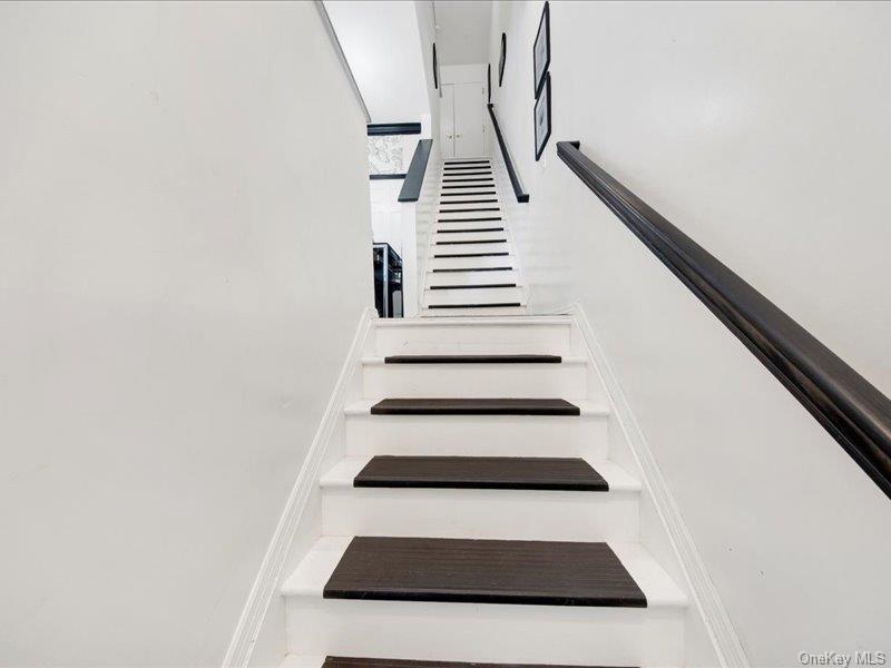 114 Beacon Lane, Bronx, NY 10473