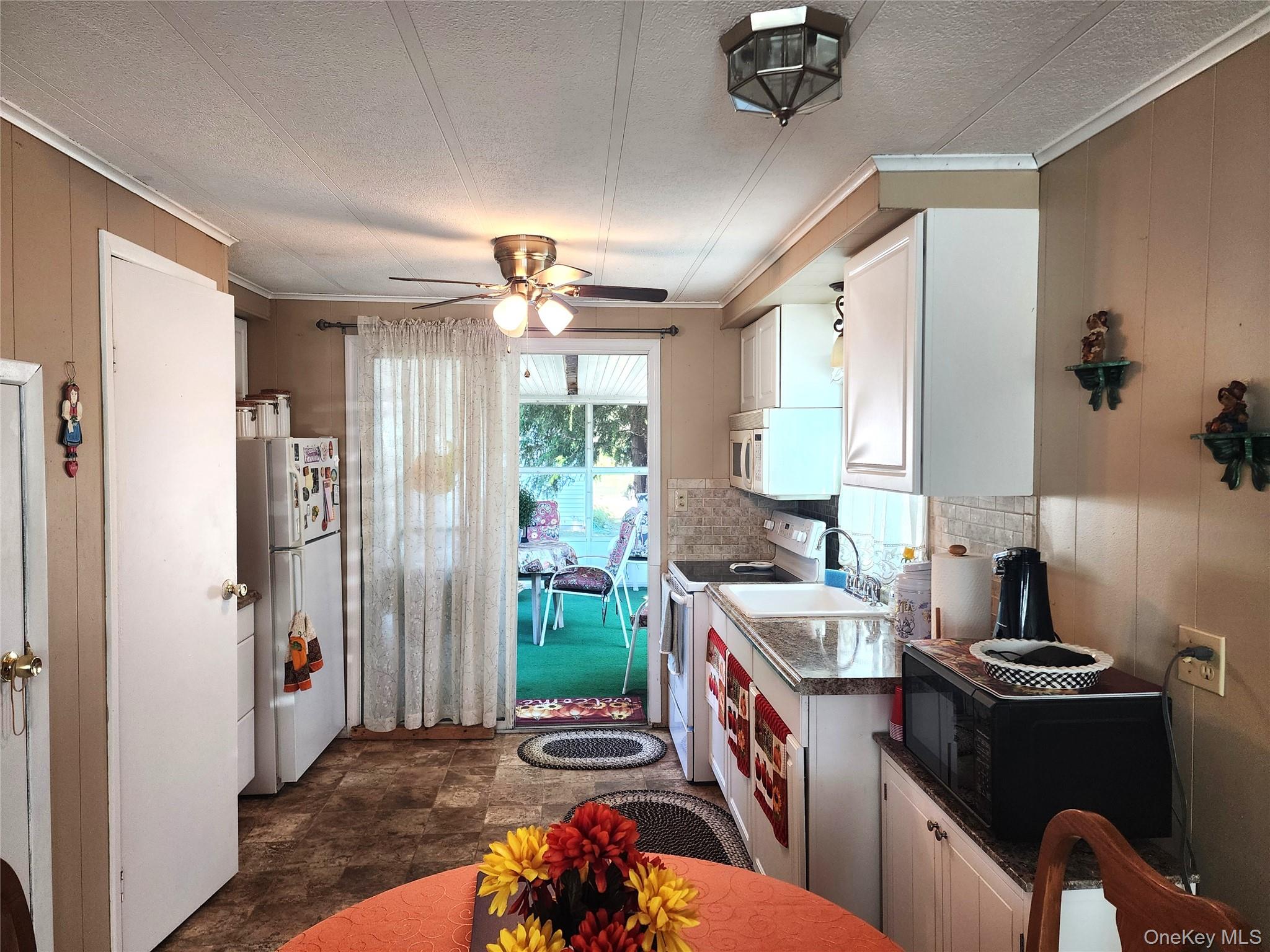 38B Village Circle S, Manorville, NY 11949